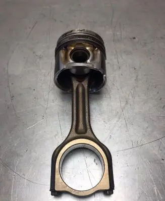 Peugeot Partner Piston with connecting rod BH02
