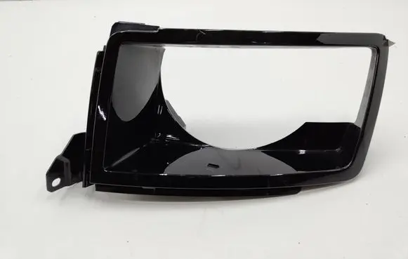 Land Rover Defender Under headlight/headlamp trim L8B213C025A