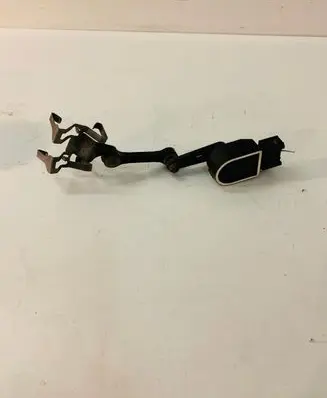 Rear air suspension level height sensor