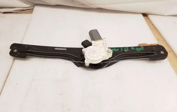 BMW X5 F15 Rear window lifting mechanism without motor C11469101A 7322748