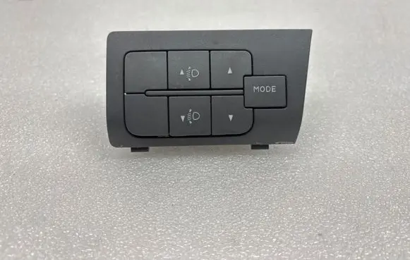 Fiat Ducato Headlight level height control switch