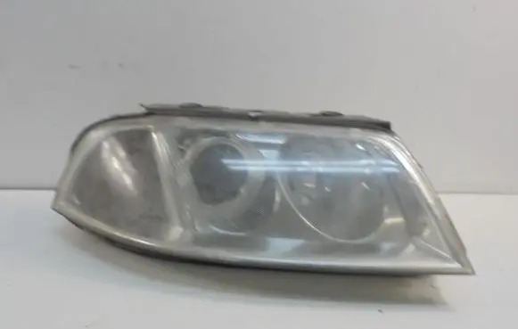 Volkswagen PASSAT B5.5 Headlight/headlamp 3B0941016AN