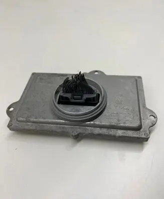 Seat Leon (5F) Headlight ballast module Xenon L90032783