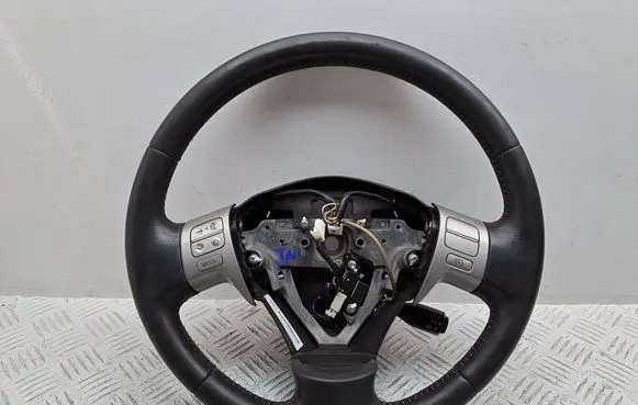 Toyota Auris 150 Steering wheel 4510002760B0 8425002060 8463234011