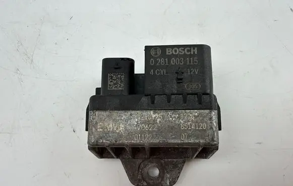 BMW 3 F30 F35 F31 Glow plug pre-heat relay 8514120