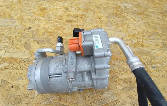 Hyundai Kona II Air conditioning (A/C) compressor (pump) 977F1HF000
