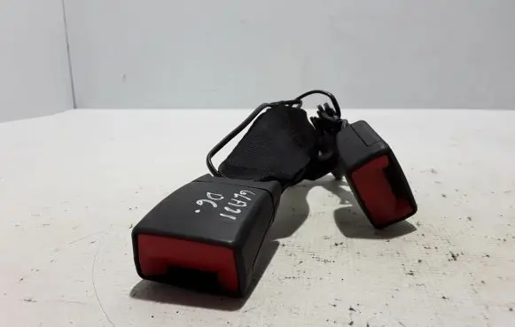 Mercedes-Benz GLA H247 Rear seatbelt buckle A2478600669