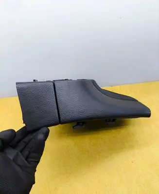 Mercedes-Benz CLK A209 C209 Dashboard storage box/compartment A2096800579