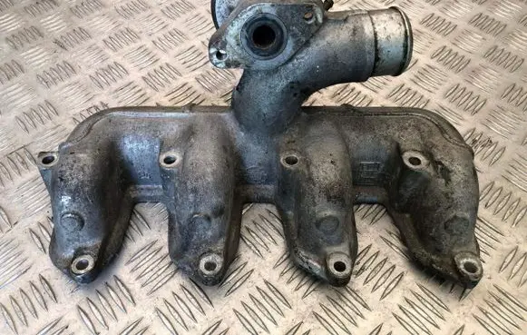 Ford Focus Intake manifold XS4Q9424AF 027AA