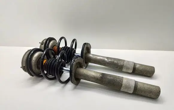 BMW 5 E60 E61 Front shock absorber with coil spring 6768797 6768798 31316768797