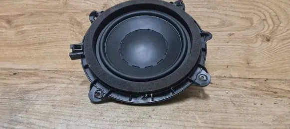 Volvo C70 Front door high frequency speaker 30679336