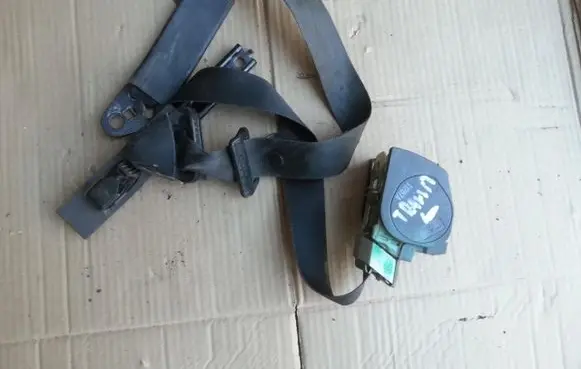 Ford Escort Front seatbelt