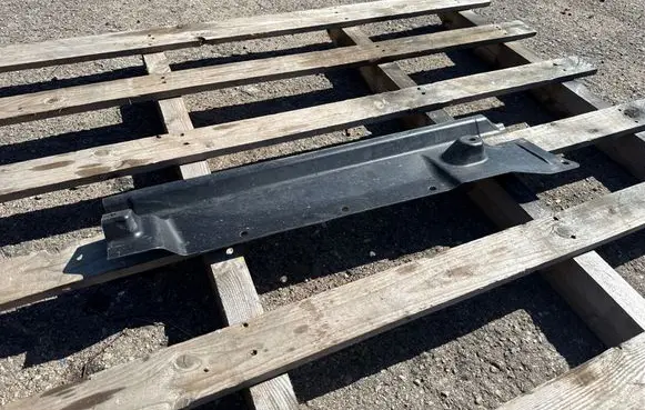 Volkswagen Transporter - Caravelle T5 Rear underbody cover/under tray 7H0825212