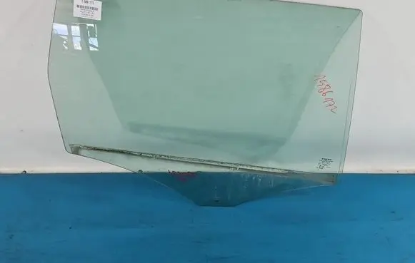 Volvo V70 Rear door window glass IMPRK1586172