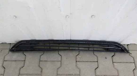 SsangYong Rodius Front grill K78781