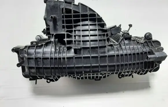 Volvo XC40 Intake manifold 32397300 31493966