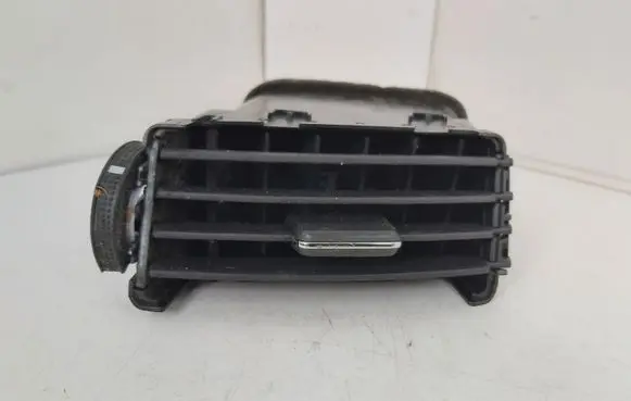 Toyota Corolla Verso E121 Dashboard side air vent grill/cover trim 6556434010