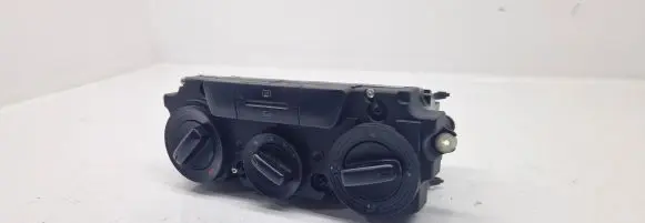 Skoda Octavia Mk2 (1Z) Climate control unit 74361100 051005 05833A2