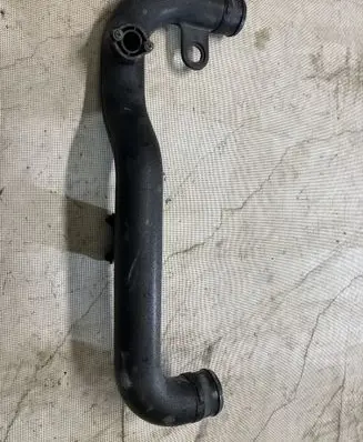 Audi A6 S6 C5 4B Intercooler hose/pipe 8D0145840M