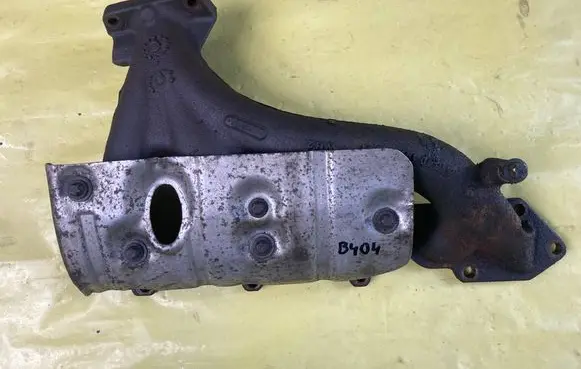 Mercedes-Benz B W245 Exhaust manifold A6401420501