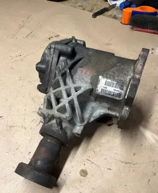 Volvo XC60 Gearbox transfer box case P31325104 G38299