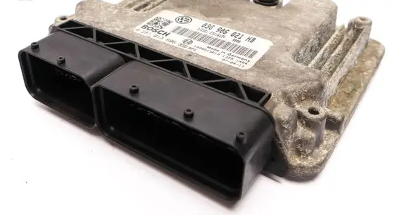 Volkswagen Golf V Engine control unit/module 03G906021HB 0281013606 1039S15613