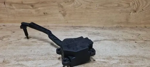 Volvo V70 Air flap motor/actuator 30676510