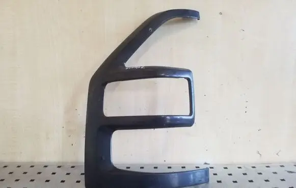 Mitsubishi Pajero Rear/tail light trim molding 