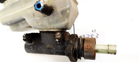 Volkswagen Transporter - Caravelle T4 Master brake cylinder