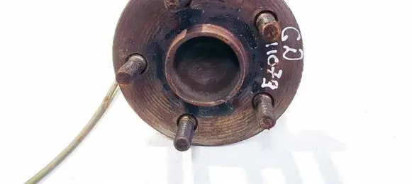 Toyota Avensis T250 Rear wheel hub 