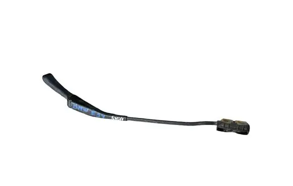 BMW 5 E34 Front wiper blade arm 096034