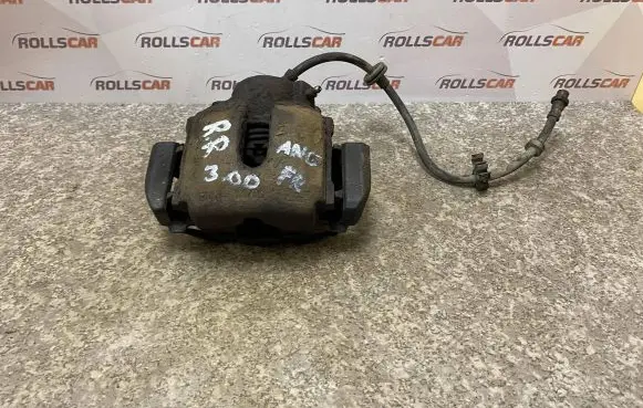Land Rover Range Rover L322 Front brake caliper
