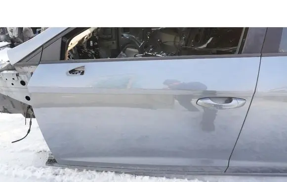 Seat Leon (5F) Front door 