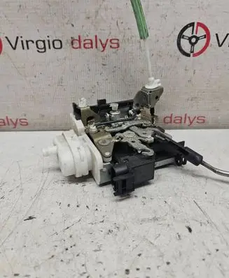 Audi A3 S3 8L Front door lock 8L1837016