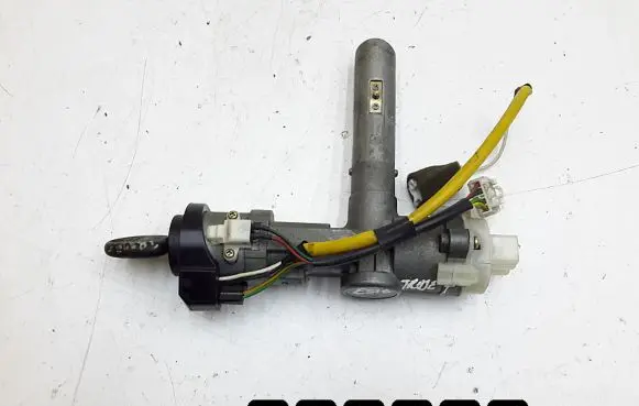 Hyundai Trajet Ignition lock
