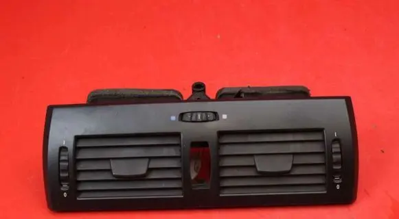 BMW X3 E83 Dashboard side air vent grill/cover trim 3400074