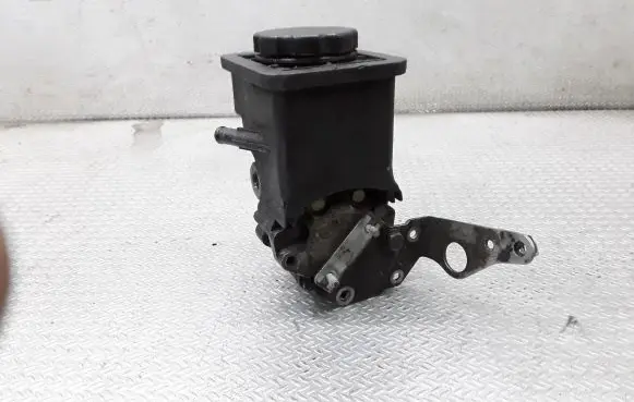 BMW 3 E46 Power steering pump