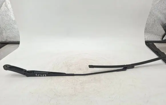 Volkswagen PASSAT CC Front wiper blade arm 3C8955410