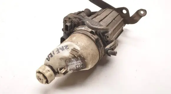 Opel Zafira B Power steering pump 13192897