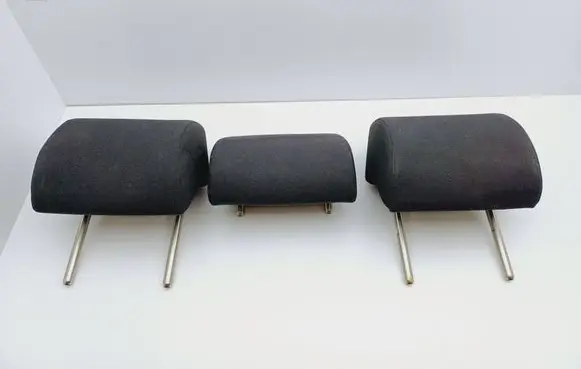 Volkswagen PASSAT B6 Rear seat headrest 