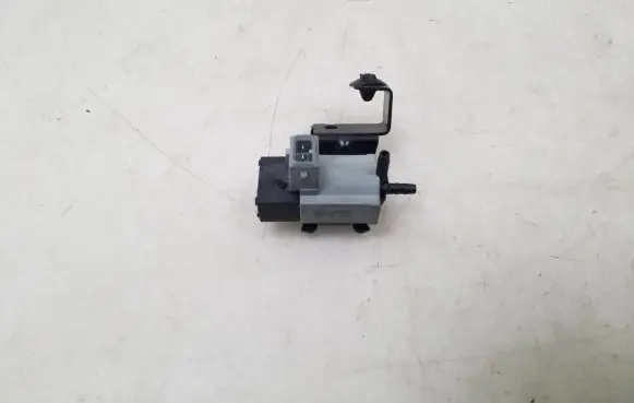 Hyundai ix35 Turbo solenoid valve 351202A450