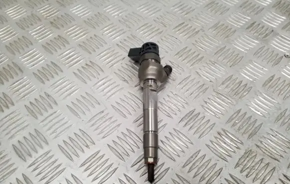 BMW 4 F32 F33 Fuel injector 8514148