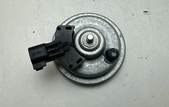Land Rover Discovery 4 - LR4 Horn signal 7002