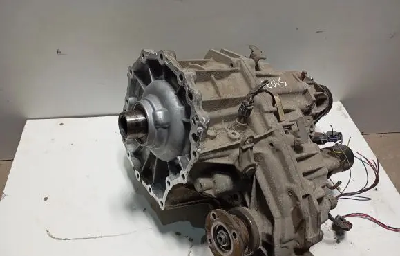 Gearbox transfer box case