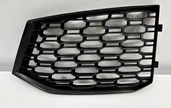 Audi RS5 Front fog light trim/grill 8W6807681Pp AUULAU494MS5