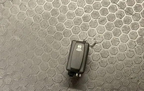 Central locking switch button