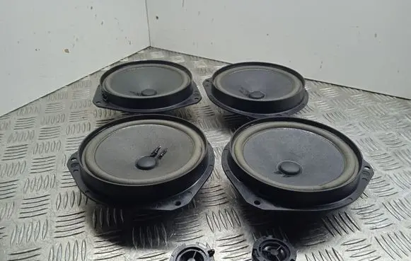 Maserati Ghibli Audio system kit 518936010 90220027004A