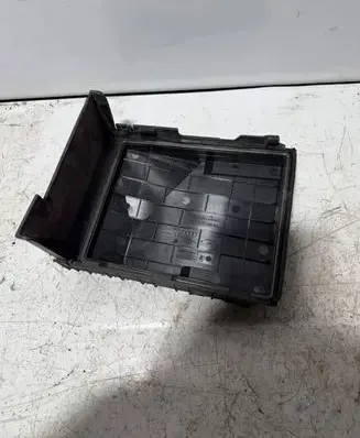 Skoda Superb B6 (3T) Fuse box cover 014189871 1K0937132F 1K0937132G