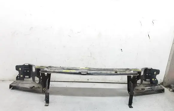 Top upper radiator support slam panel