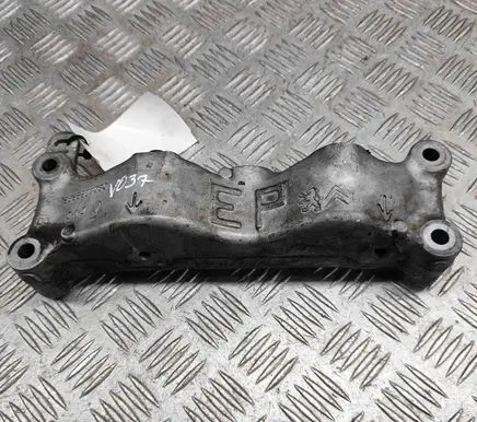 Peugeot 208 Engine mounting bracket 9655923080